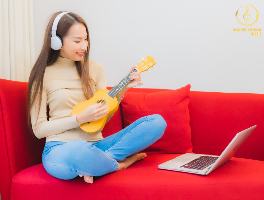 học-organ-guitar-đức-hoà-long-an-giảm-áp-lực-sau-giờ-làm